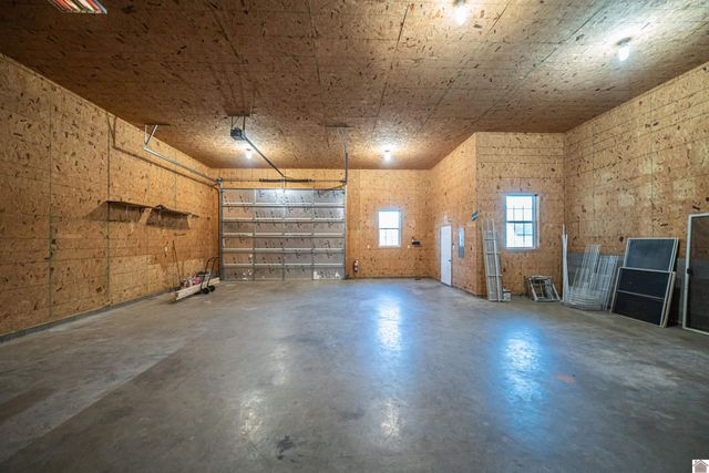 925 Wayside Dr, Paducah, KY 42003