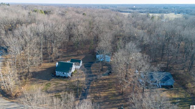 925 Wayside Dr, Paducah, KY 42003