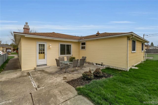 67 North Transit Hill Drive, Cheektowaga, NY 14043