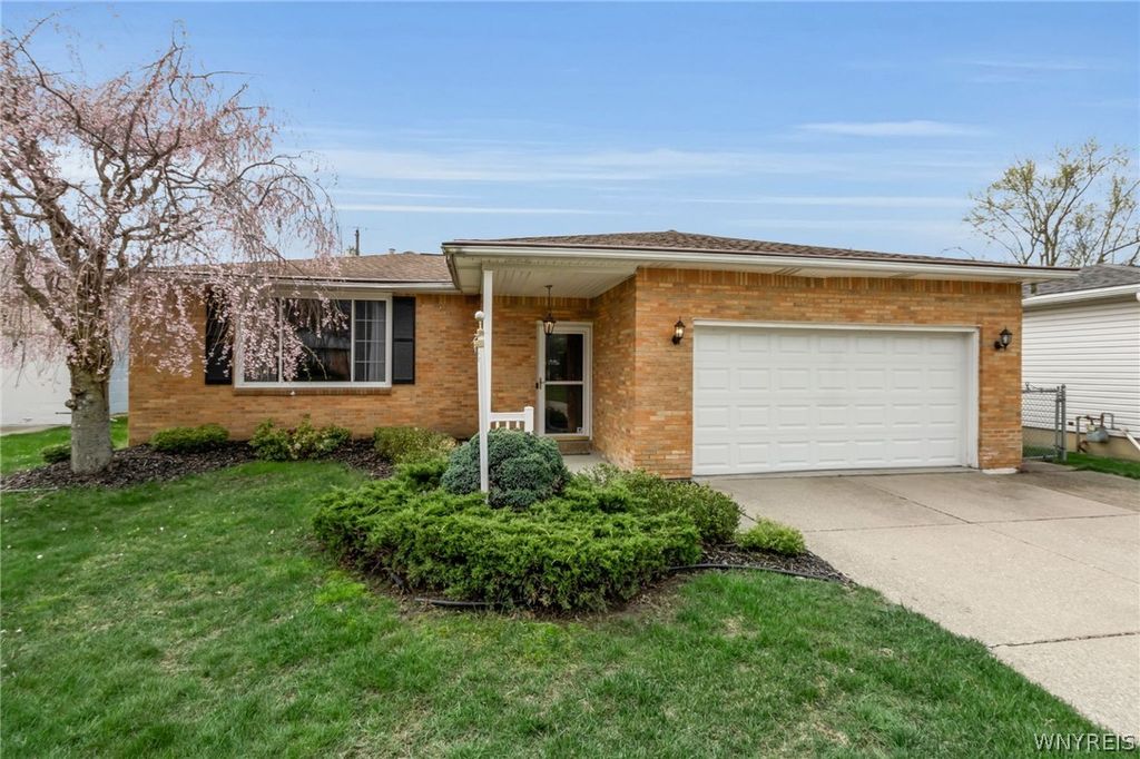 67 North Transit Hill Drive, Cheektowaga, NY 14043