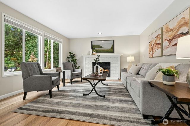 2824 234th Place NE, Sammamish, WA 98074