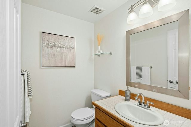 2824 234th Place NE, Sammamish, WA 98074