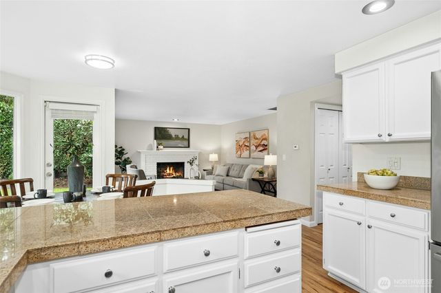 2824 234th Place NE, Sammamish, WA 98074