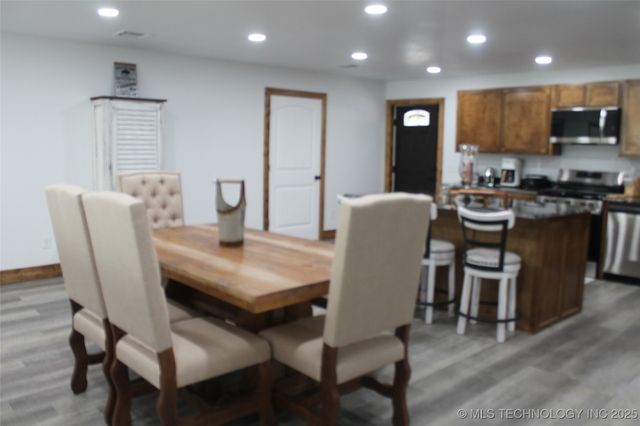 811 Buds Point Road, Mcalester, OK 74501