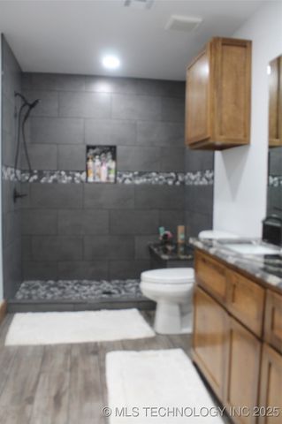 811 Buds Point Road, Mcalester, OK 74501