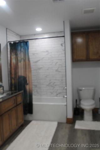 811 Buds Point Road, Mcalester, OK 74501