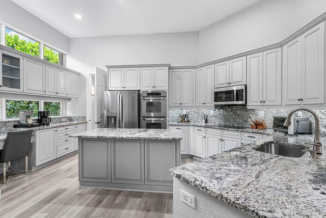 6152 NW 121ST Avenue, Coral Springs, FL 33076