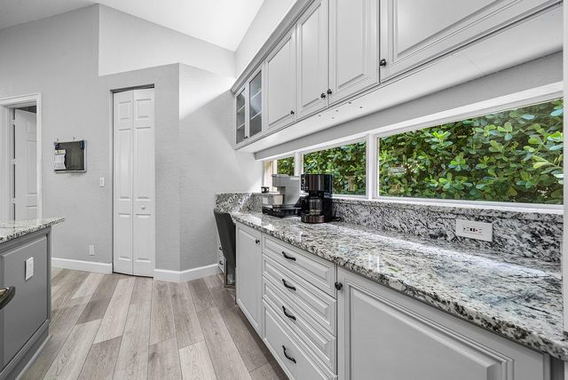 6152 NW 121ST Avenue, Coral Springs, FL 33076