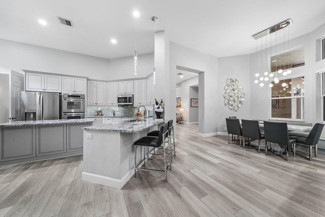6152 NW 121ST Avenue, Coral Springs, FL 33076
