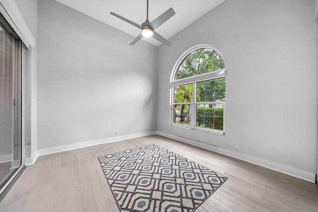 6152 NW 121ST Avenue, Coral Springs, FL 33076