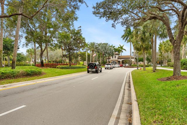 6152 NW 121ST Avenue, Coral Springs, FL 33076