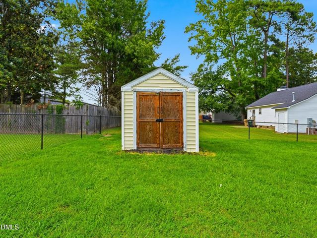 116 Brandon Drive, Clayton, NC 27520