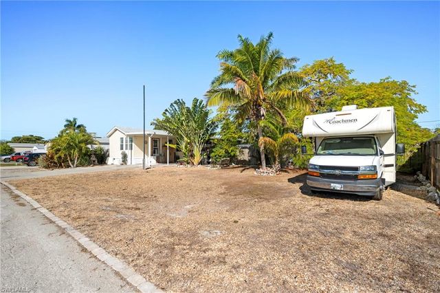 12930 Rebecca ST, Fort Myers, FL 33908