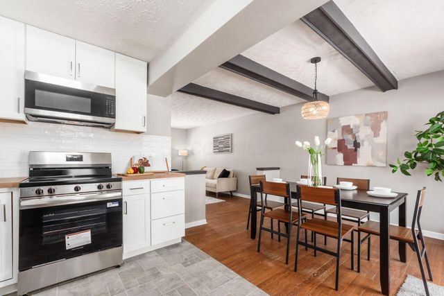 209 Prince Of Wales Drive, Columbus, OH 43230