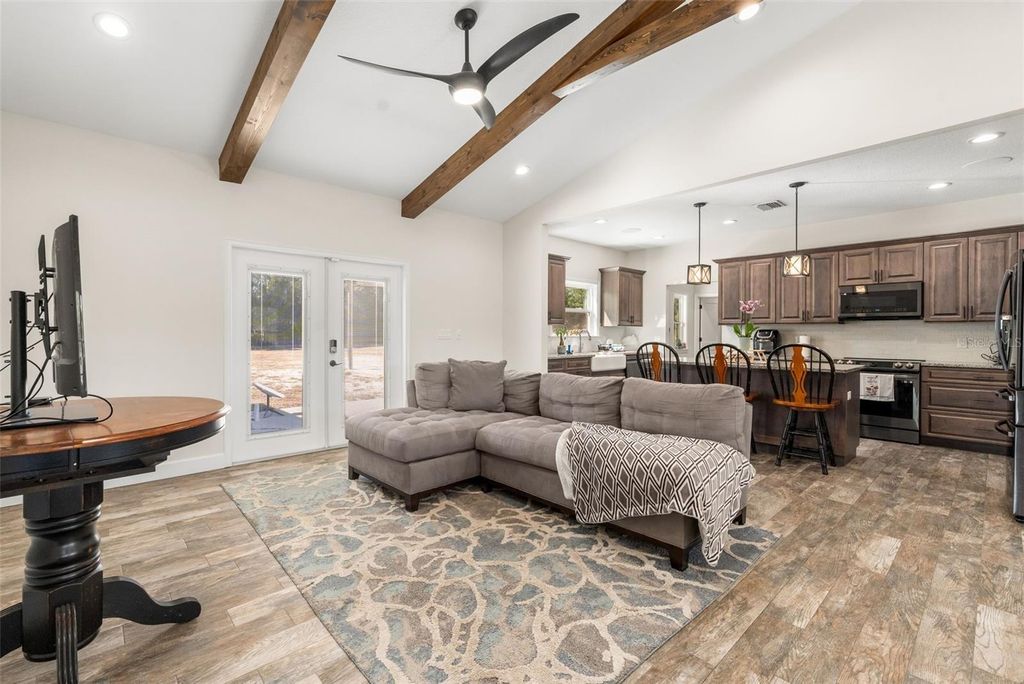 Image 13 of property listing at 26530 NW 110TH AVENUE, High Springs, FL 32643