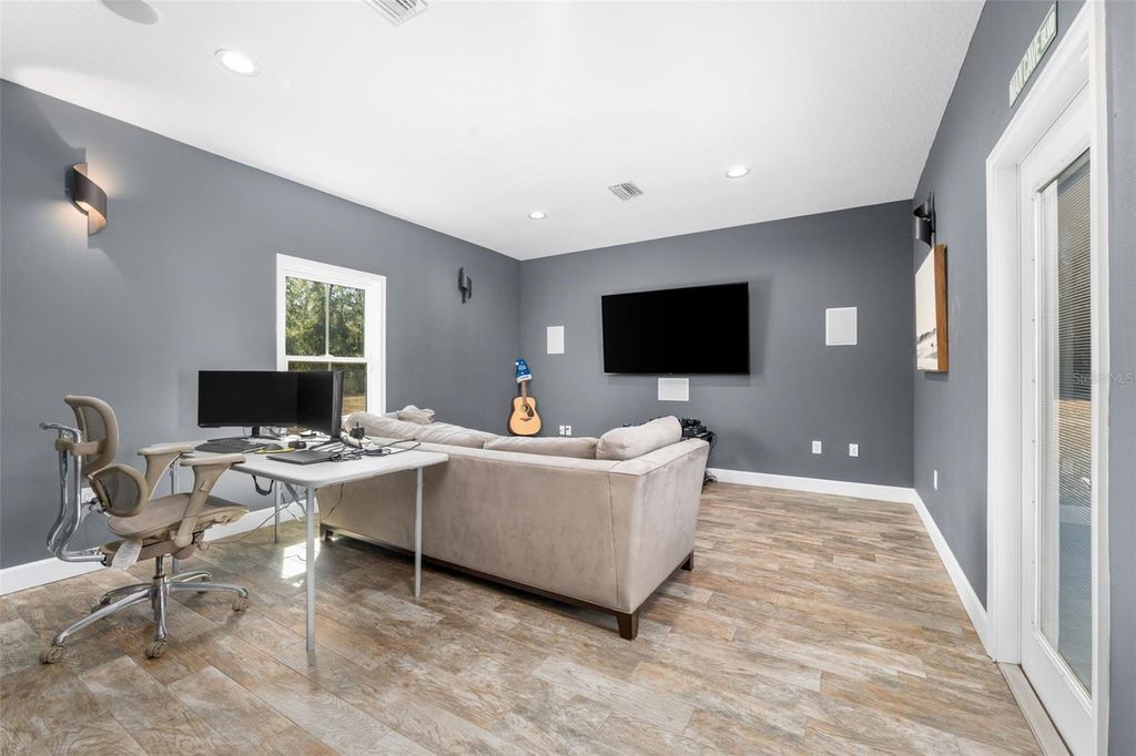 Image 30 of property listing at 26530 NW 110TH AVENUE, High Springs, FL 32643