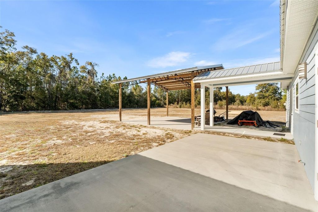 Image 33 of property listing at 26530 NW 110TH AVENUE, High Springs, FL 32643