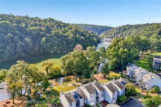 1017 Riverbend Club Drive SE 17, Atlanta, GA 30339