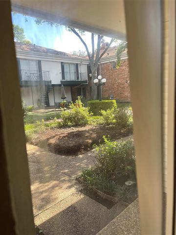 3400 Timmons Lane 13, Houston, TX 77027