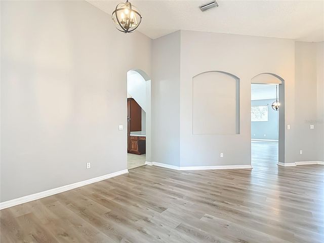 8521 BRAMWELL WAY, Tampa, FL 33647