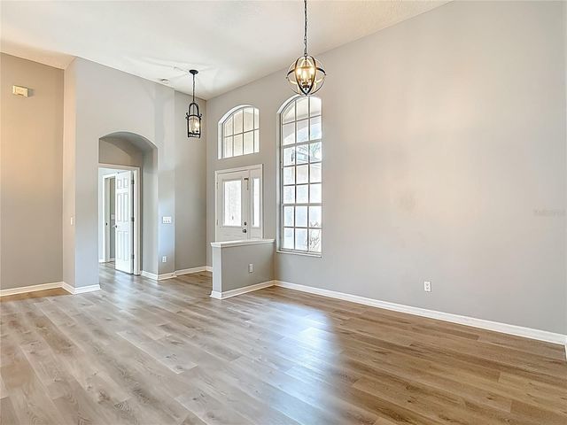 8521 BRAMWELL WAY, Tampa, FL 33647