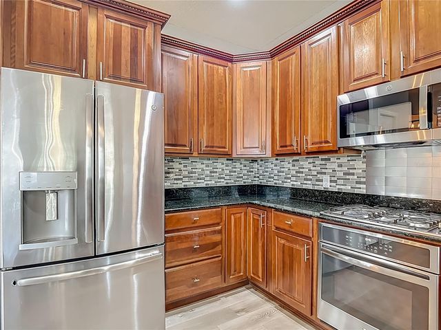 8521 BRAMWELL WAY, Tampa, FL 33647