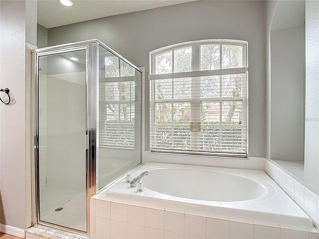 8521 BRAMWELL WAY, Tampa, FL 33647