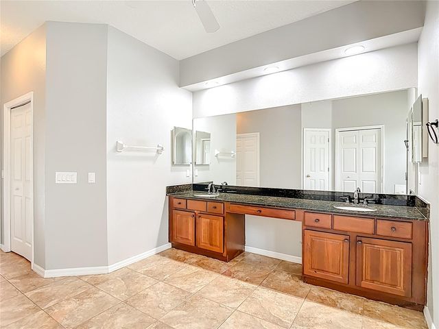 8521 BRAMWELL WAY, Tampa, FL 33647