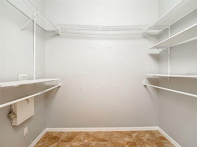 8521 BRAMWELL WAY, Tampa, FL 33647