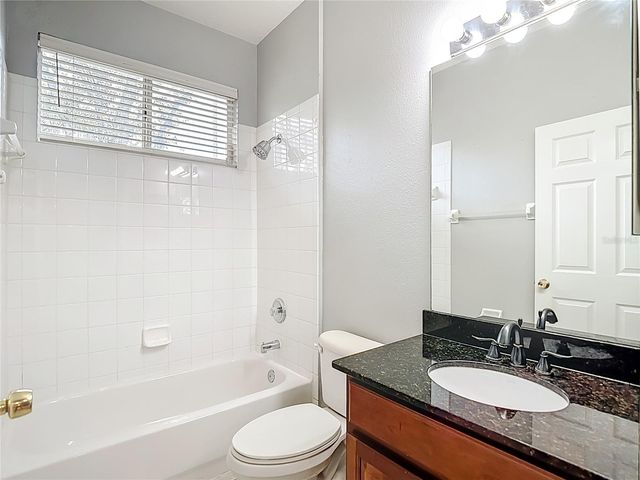 8521 BRAMWELL WAY, Tampa, FL 33647