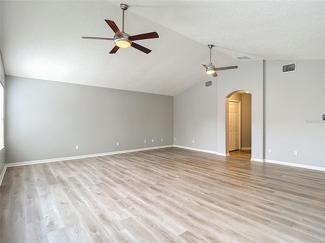 8521 BRAMWELL WAY, Tampa, FL 33647