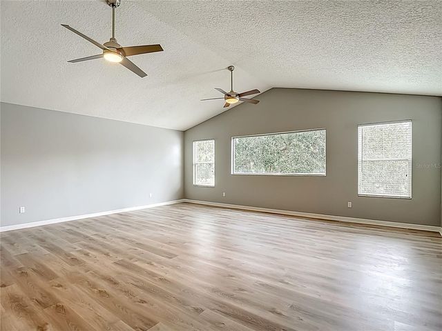 8521 BRAMWELL WAY, Tampa, FL 33647