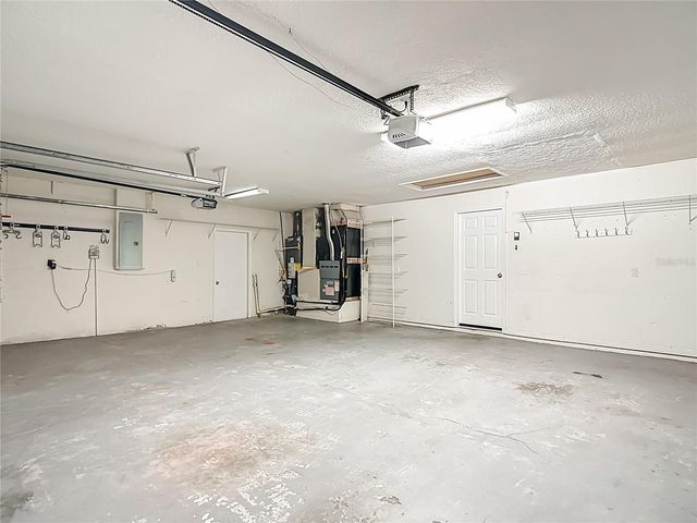 8521 BRAMWELL WAY, Tampa, FL 33647