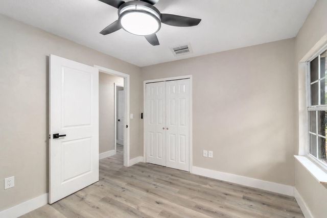 1702 NW 27TH AVENUE, Ocala, FL 34475