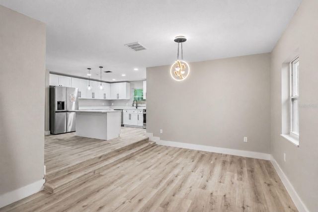 1702 NW 27TH AVENUE, Ocala, FL 34475