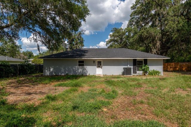 1702 NW 27TH AVENUE, Ocala, FL 34475