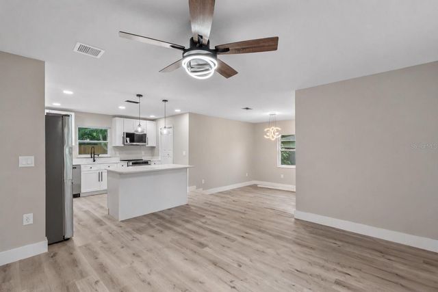 1702 NW 27TH AVENUE, Ocala, FL 34475