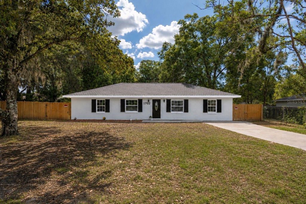1702 NW 27TH AVENUE, Ocala, FL 34475