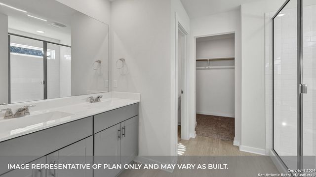 379 Gwenn Glade Cv, Lockhart, TX 78644