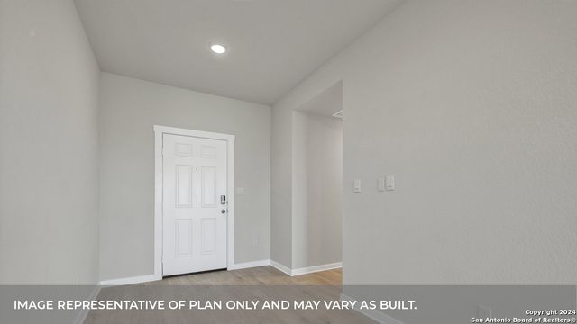 379 Gwenn Glade Cv, Lockhart, TX 78644