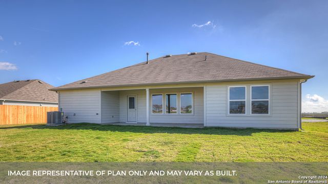 379 Gwenn Glade Cv, Lockhart, TX 78644