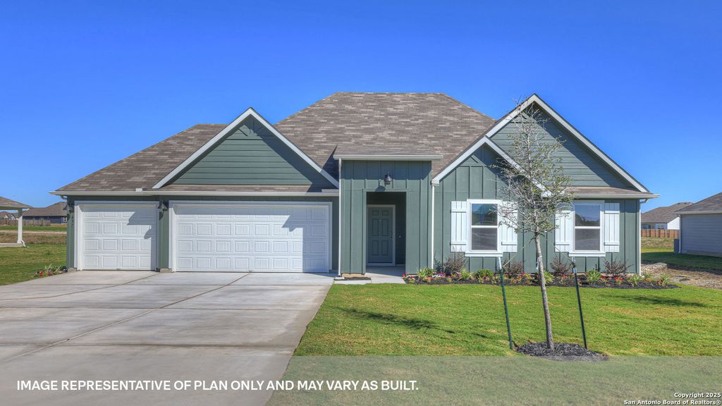 379 Gwenn Glade Cv, Lockhart, TX 78644