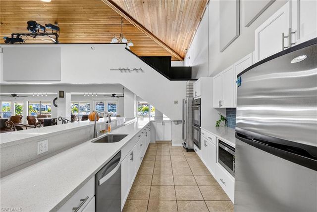 11250 Caravel CIR 306, Fort Myers, FL 33908