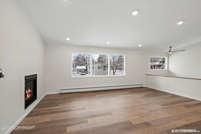 3031 Bennett Avenue, Anchorage, AK 99517