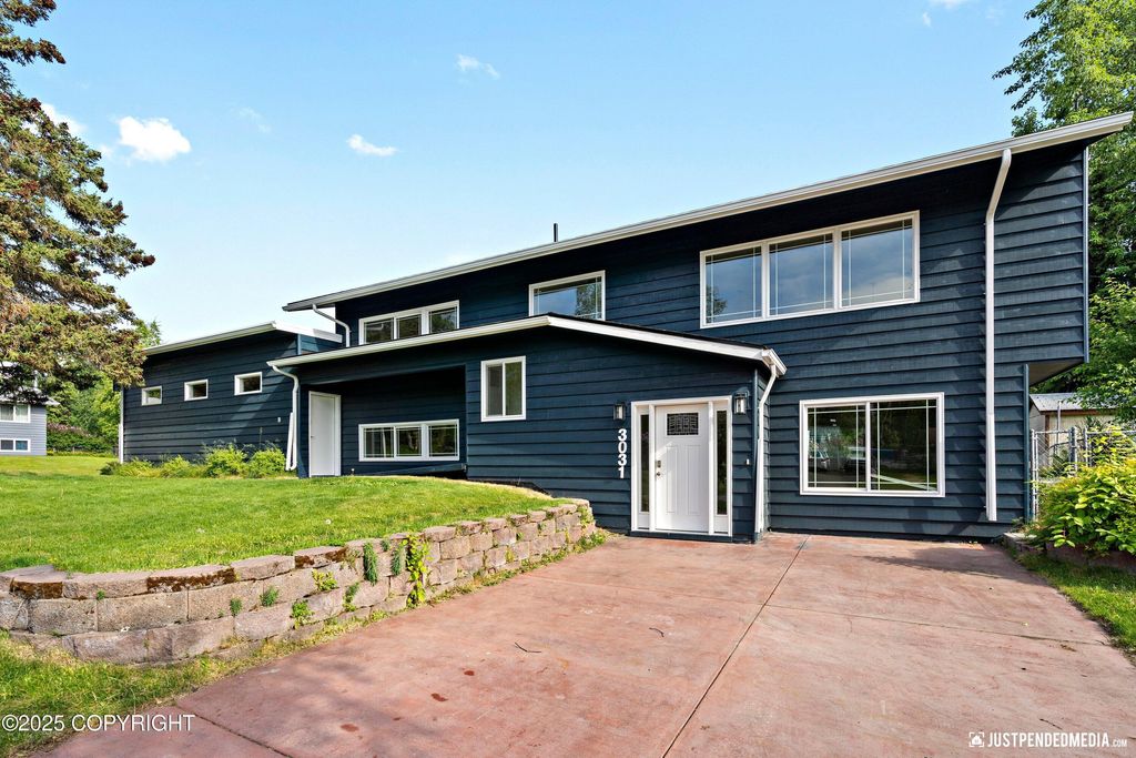 3031 Bennett Avenue, Anchorage, AK 99517