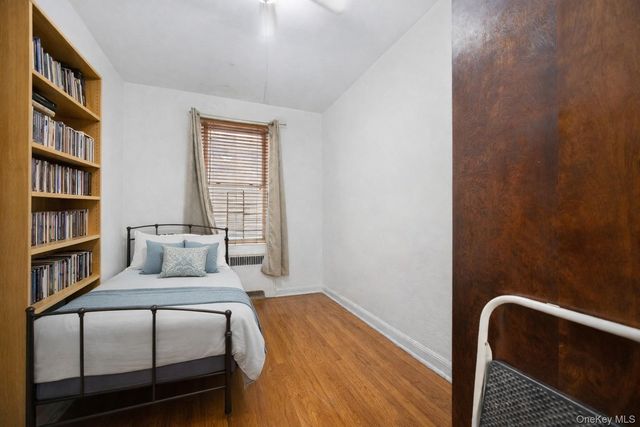 2166 Bronx Park E 1F, Bronx, NY 10462