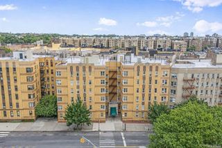 2166 Bronx Park E 1F, Bronx, NY 10462