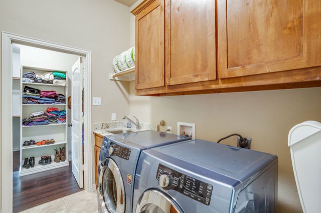 195 Brook Hollow Lane, Weatherford, TX 76088