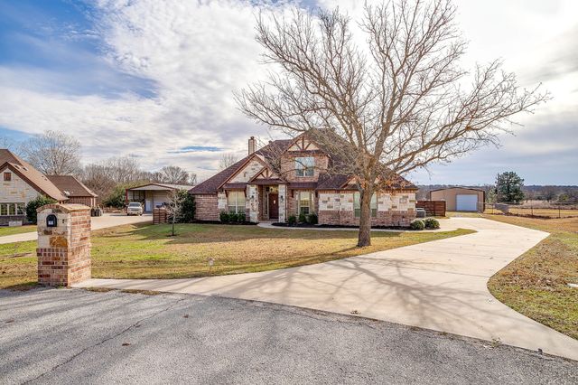 195 Brook Hollow Lane, Weatherford, TX 76088