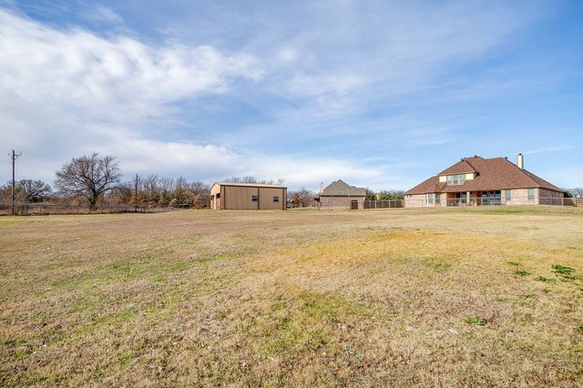 195 Brook Hollow Lane, Weatherford, TX 76088